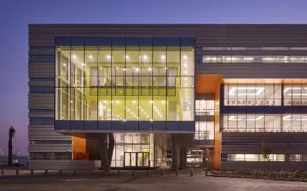 Сергей, папа Заболотского Григория (18 лет). Университет Amity University Dubai