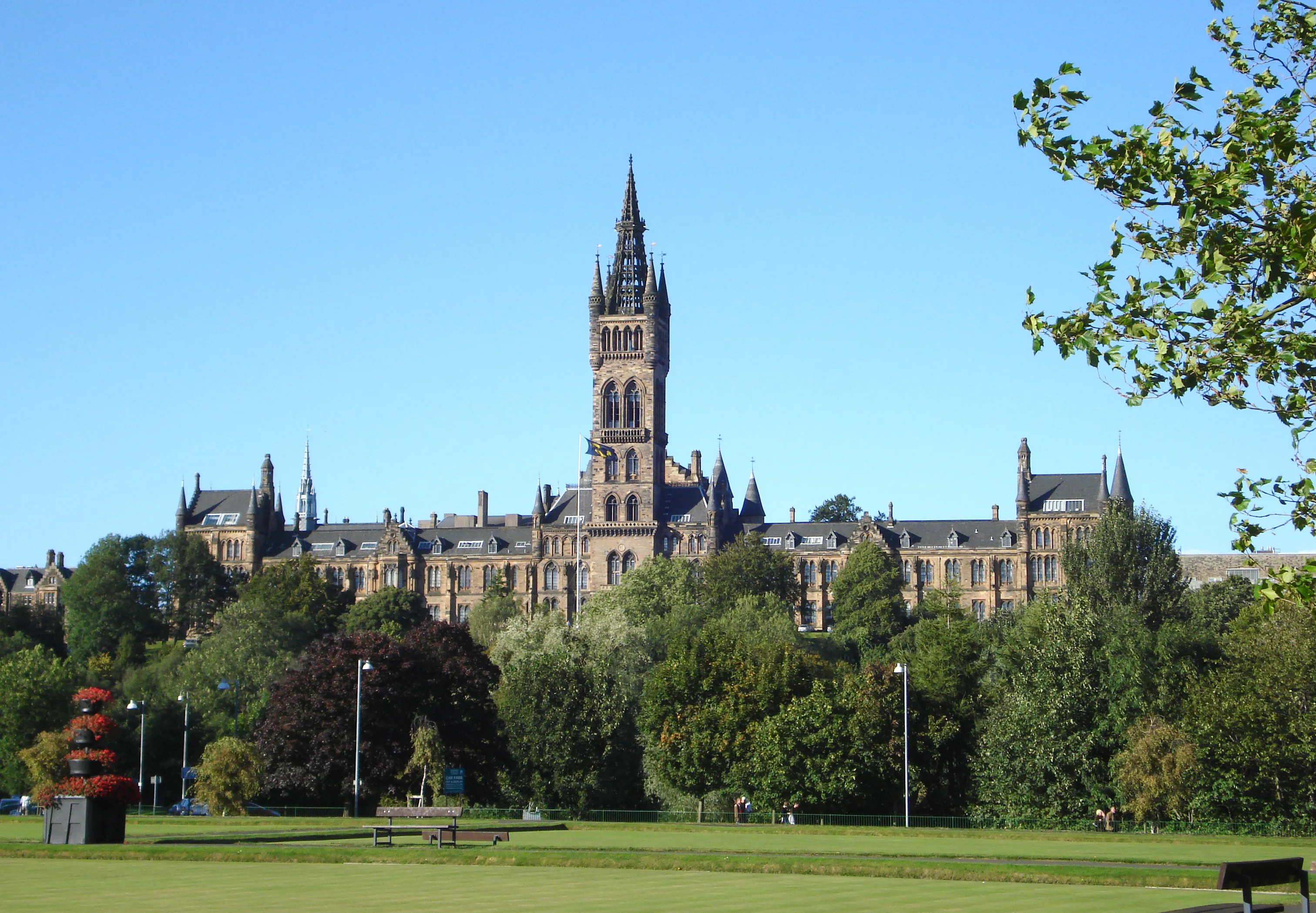 Фото Glasgow University