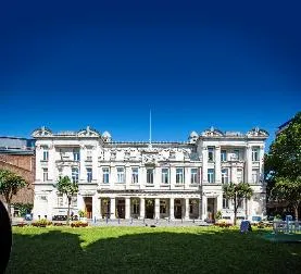 Новый университет-партнёр в Великобритании Queen Mary University of London!