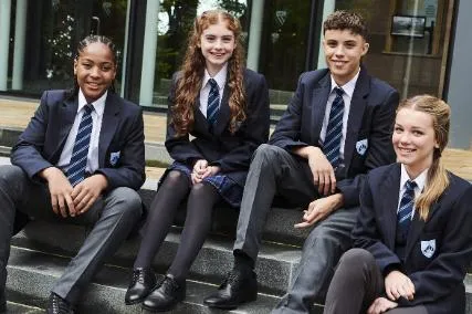 Рейтинги Британских школ пансионов по A-level и GCSE в 2025 году