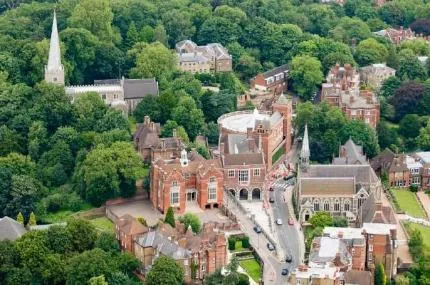 Маша Бейкер (12 лет). Школа Harrow School Short Courses