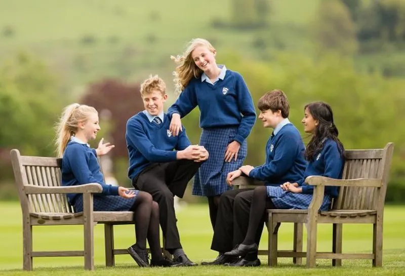 dauntseys_benches1large.jpg dauntseys_benches1large.jpg