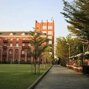 Алёна, мама Вороновой Александры (14 лет). Школа Regent’s International School Bangkok