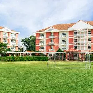 Геннадий Аверков, 31 год, Bromsgrove International School Thailand