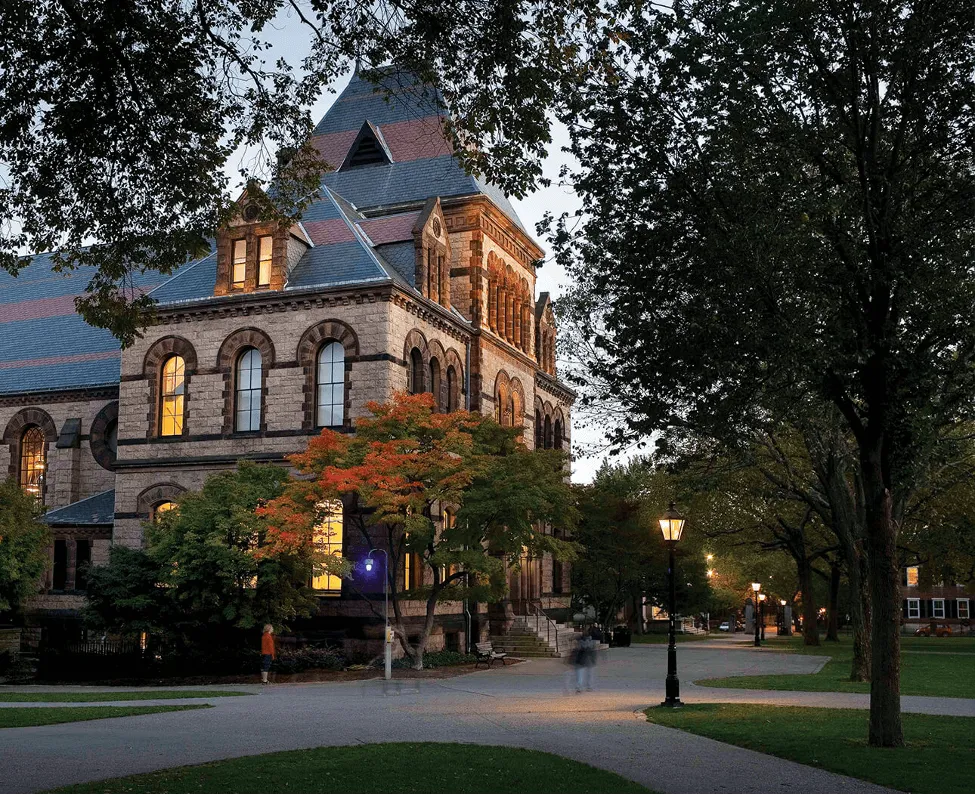 Брауновский университет (Brown University)