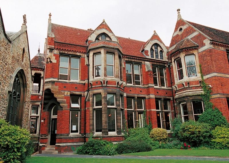 Олег Смирнов, 20 лет, Cambridge School of Visual and Performing Arts