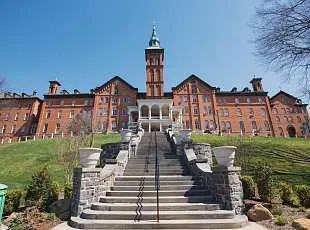 Изображение Kings Summer, University of Mount Saint Vincent