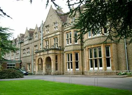 Bucksmore St. Hilda's College