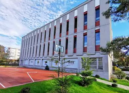 American University in Switzerland