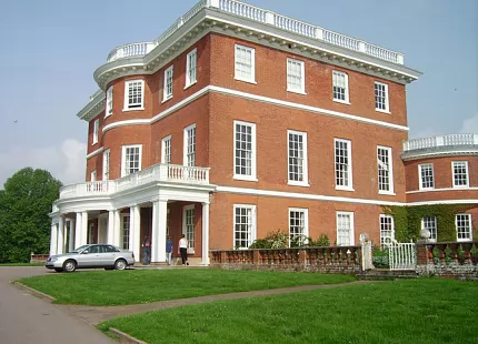 Accent International