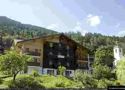 Ecole Nouvelle de la Suisse Romande - Шампери 