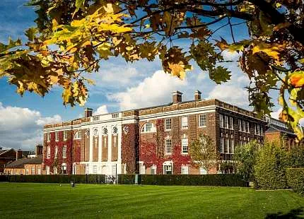 Oxford International Goldsmiths University