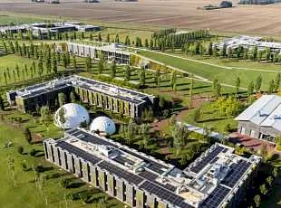 Изображение H-FARM International School 