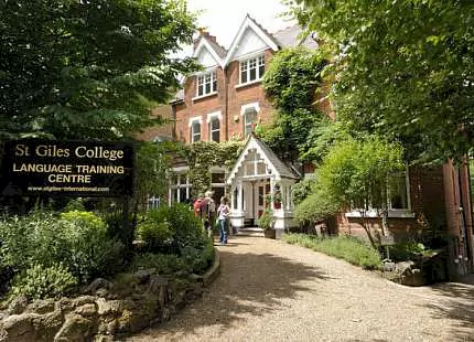 St.Giles College - London Highgate