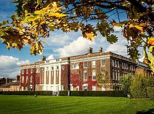 Изображение Oxford International Goldsmiths University